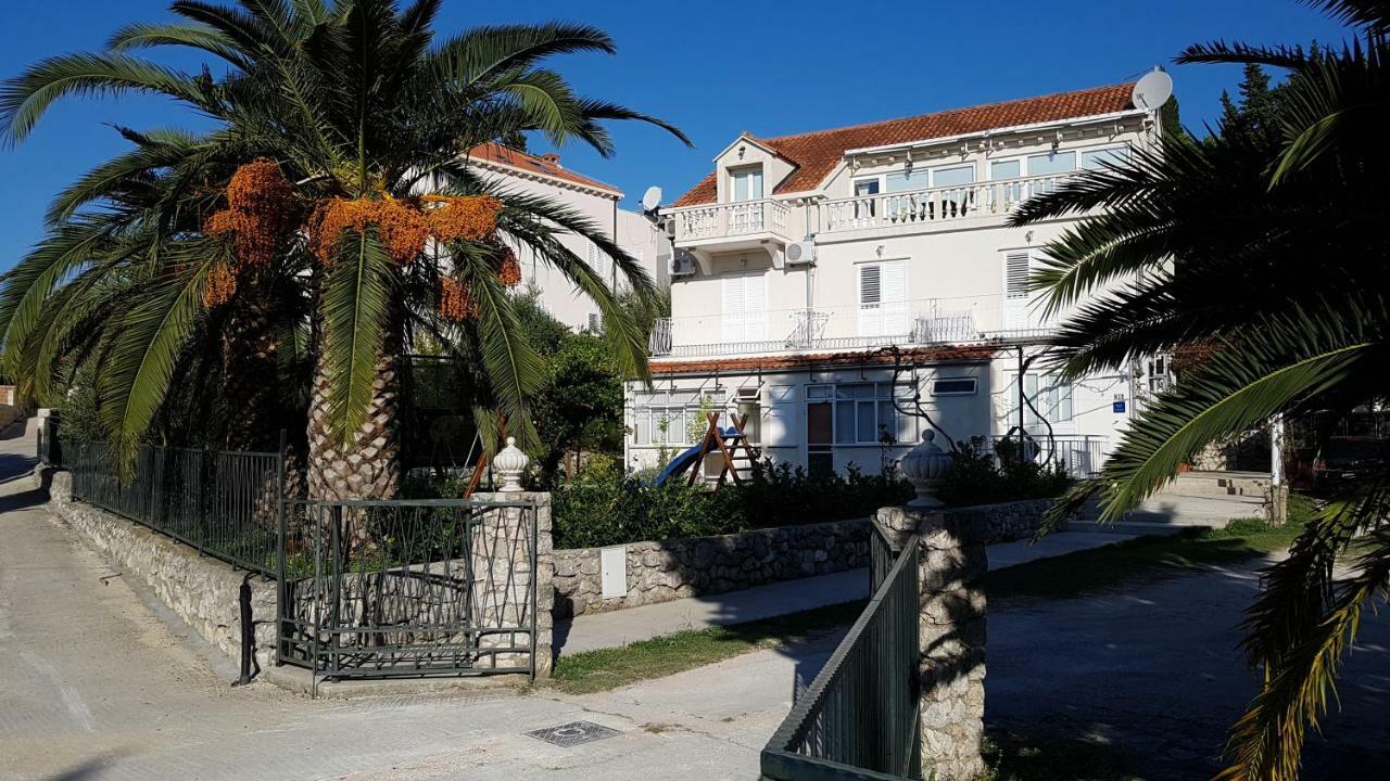 Apartments Srijemsi Mlini Luaran gambar